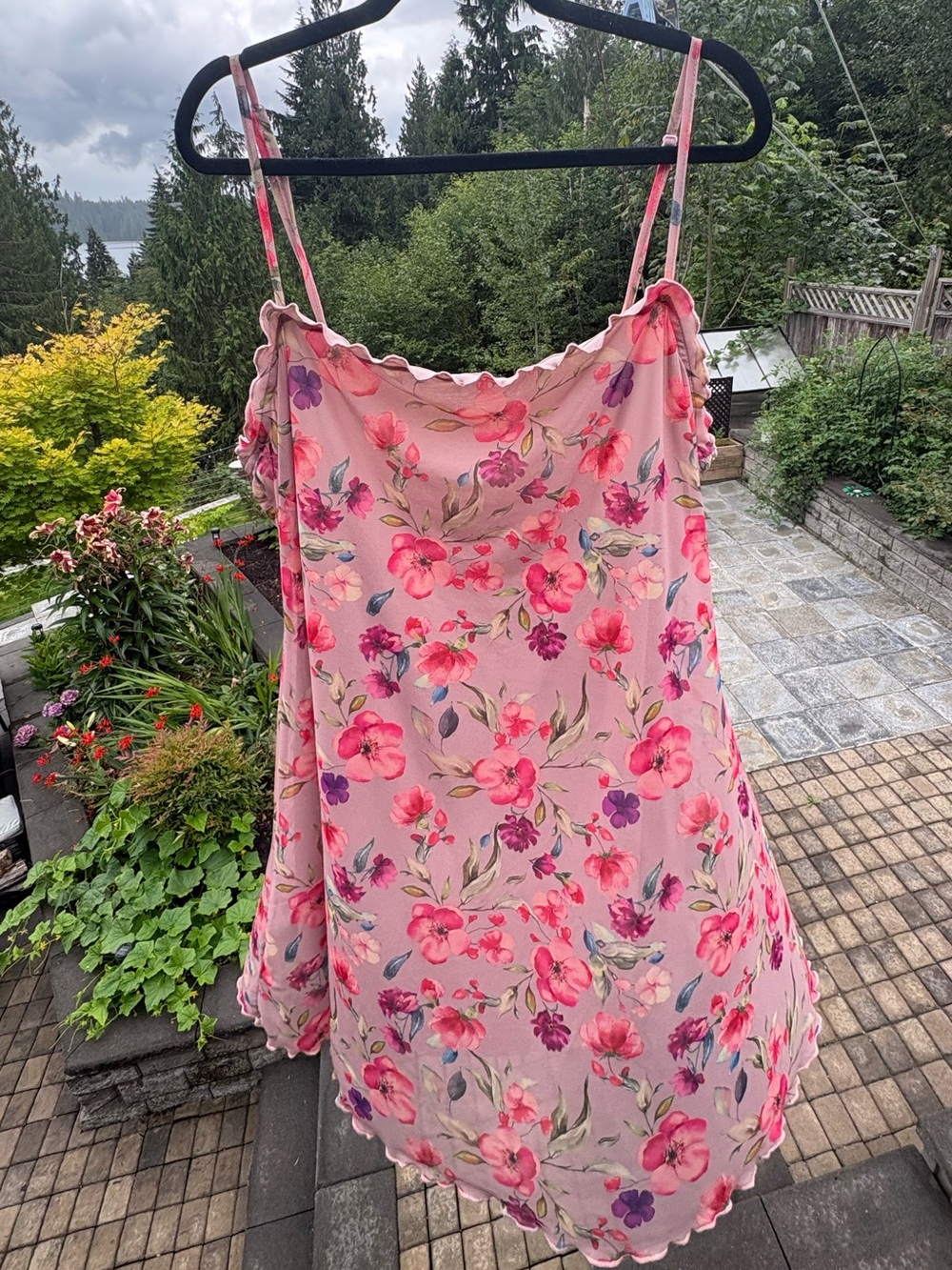 Pink Floral Scallop-Edge Dress